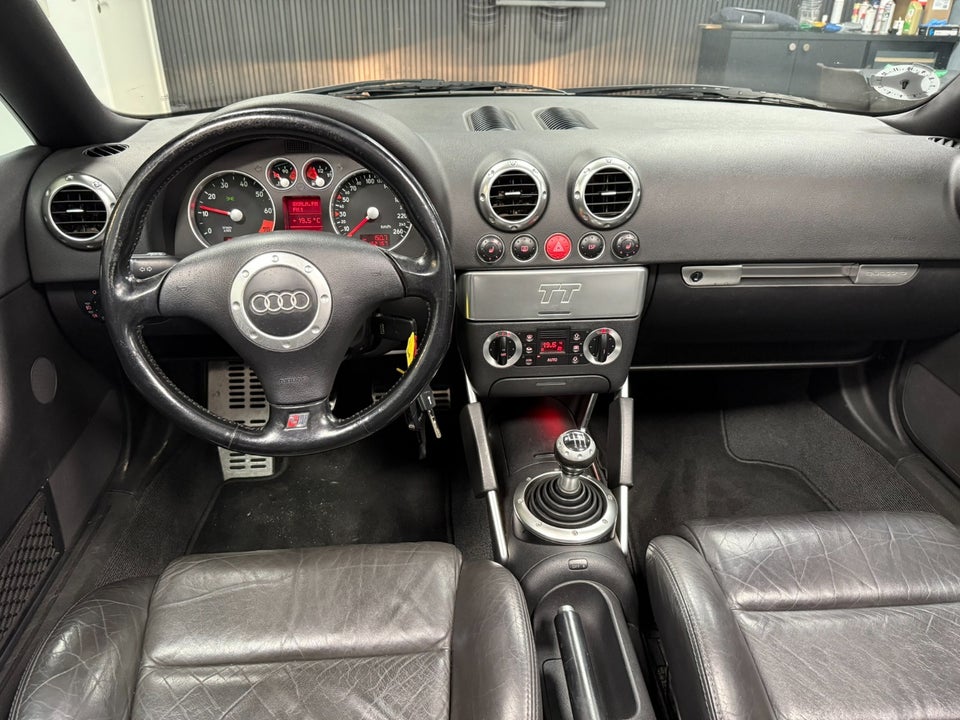 Audi TT 1,8 T 225 Roadster quattro 2d