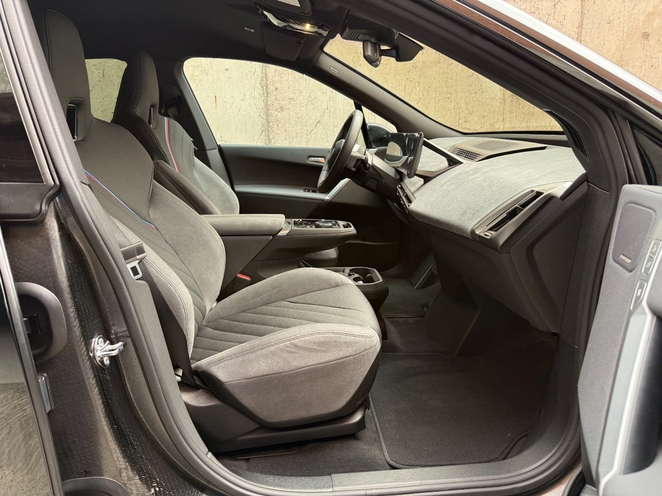BMW iX xDrive45 M-Sport 5d