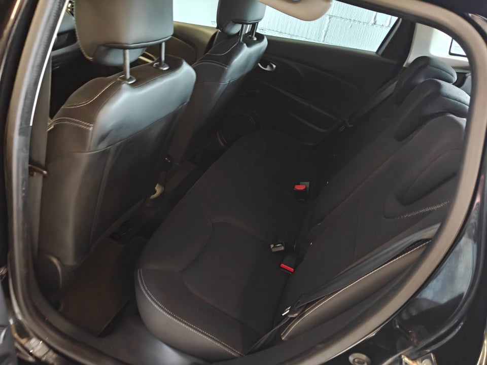 Renault Clio IV 0,9 TCe 90 Formula Edition Sport Tourer 5d