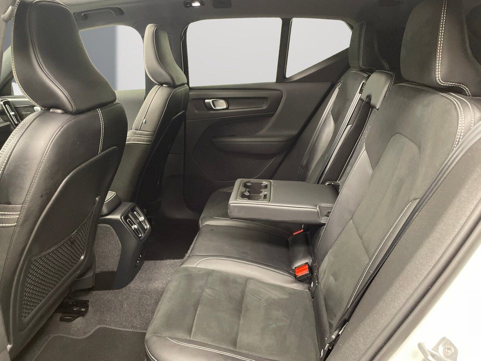 Volvo XC40 P8 ReCharge Twin Pro 5d