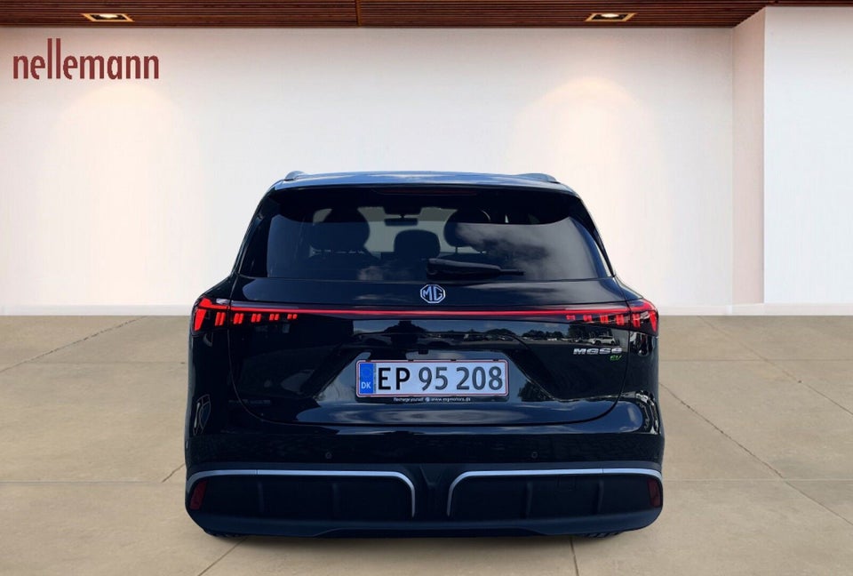 MG MGS6 77 Luxury AWD 5d