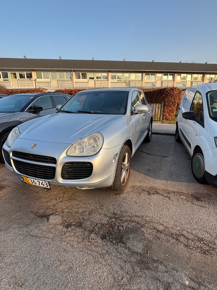 Porsche Cayenne 3,2 Tiptr. Van 5d