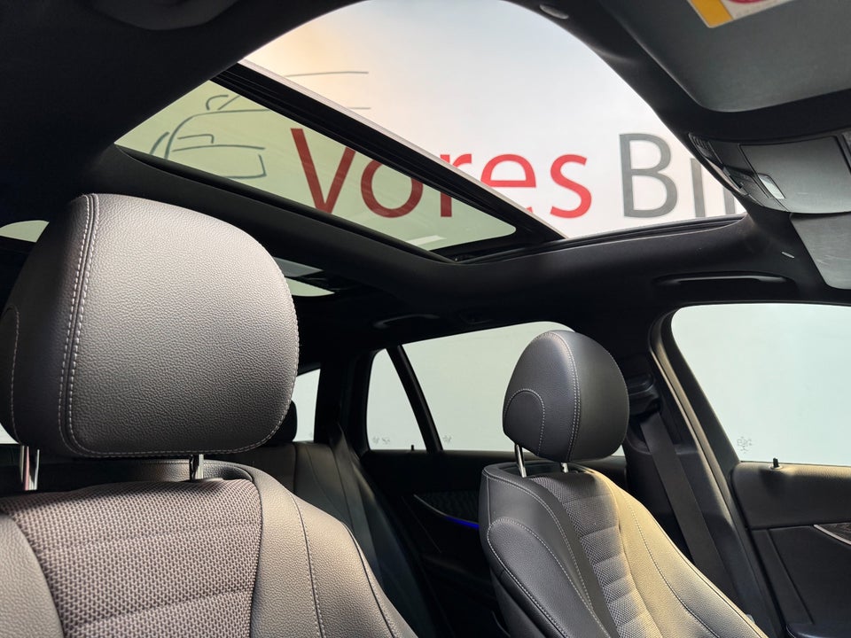 Mercedes E300 de 2,0 AMG Line stc. aut. 5d