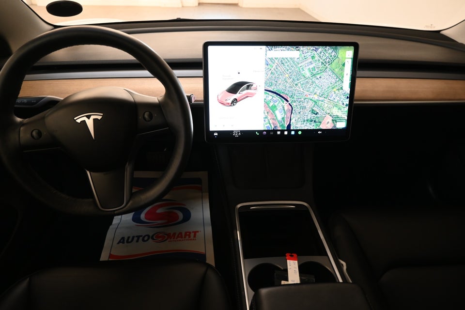 Tesla Model 3 Standard Range+ RWD 4d