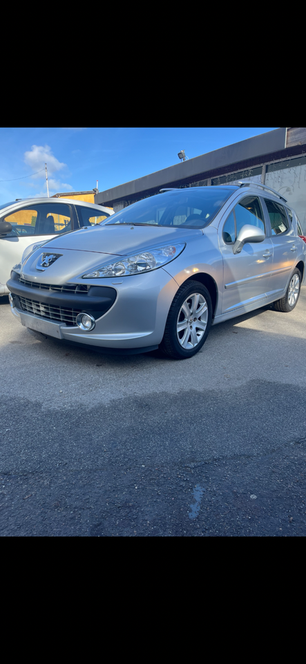 Peugeot 207 1,6 VTi Premium SW aut. 5d
