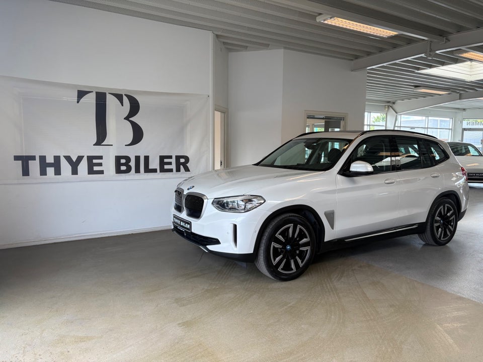 BMW iX3 Charged 5d
