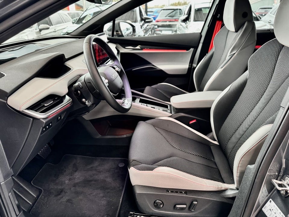 Skoda Elroq 85 iV Lodge Maxx 5d