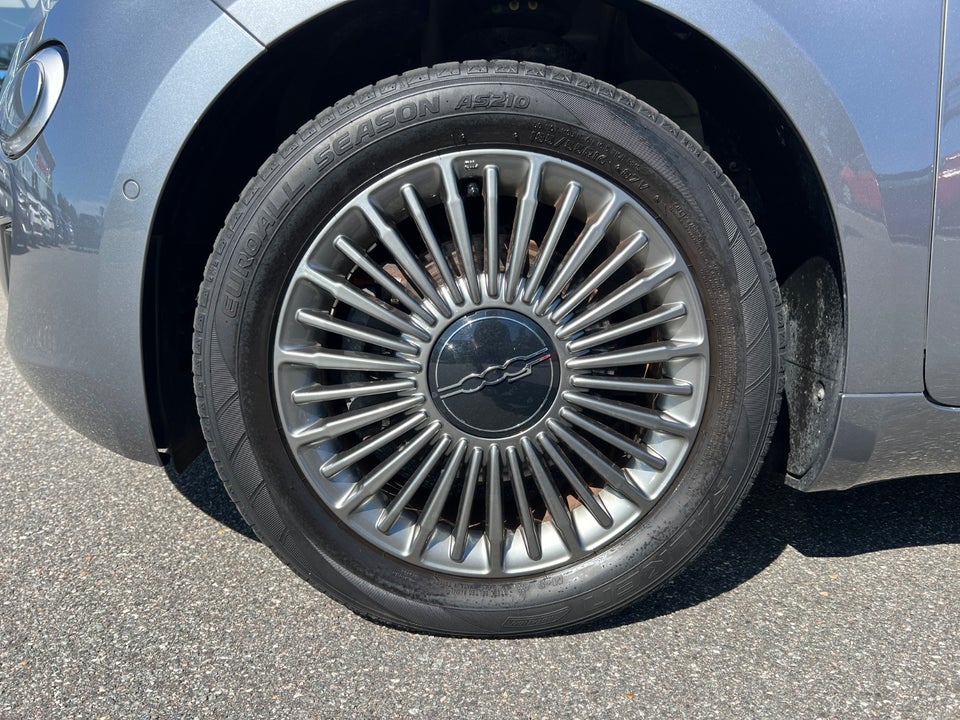 Fiat 500e 42 Icon 3d
