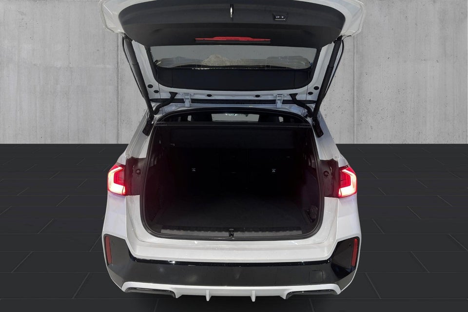 BMW iX1 eDrive20 M-Sport 5d