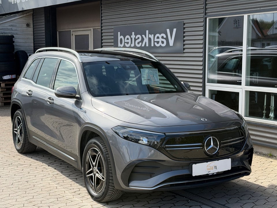 Mercedes EQB300 AMG Line 4Matic 5d