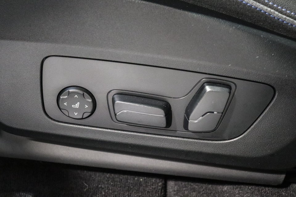 BMW iX1 xDrive30 Fully Charged M-Sport 5d