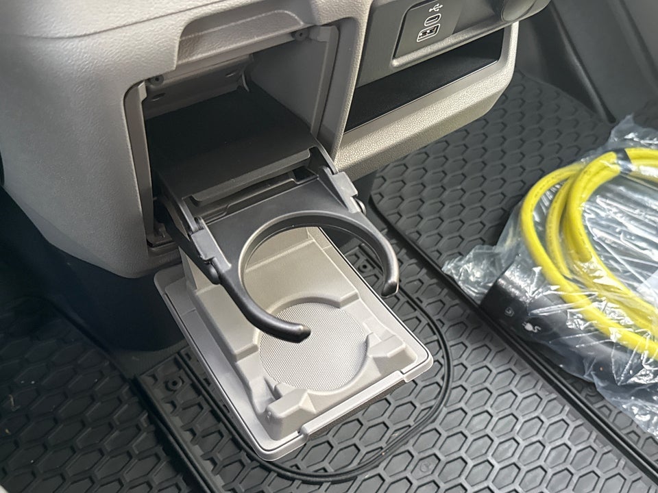 VW e-Transporter Comfort Kassevogn LWB