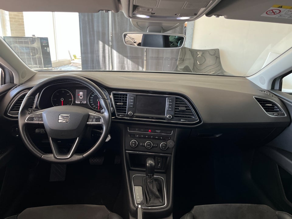 Seat Leon 1,6 TDi 110 Style ST DSG 5d