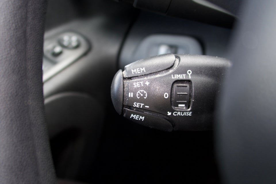 Citroën Berlingo 1,5 BlueHDi 100 L2 ProffLine Van