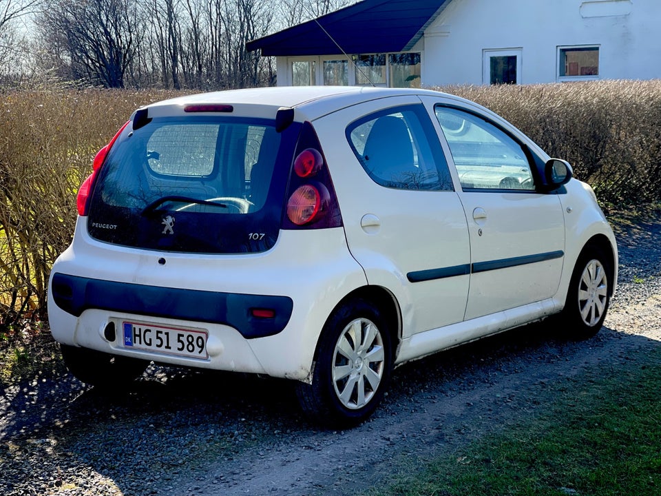 Peugeot 107 1,0 Active 5d