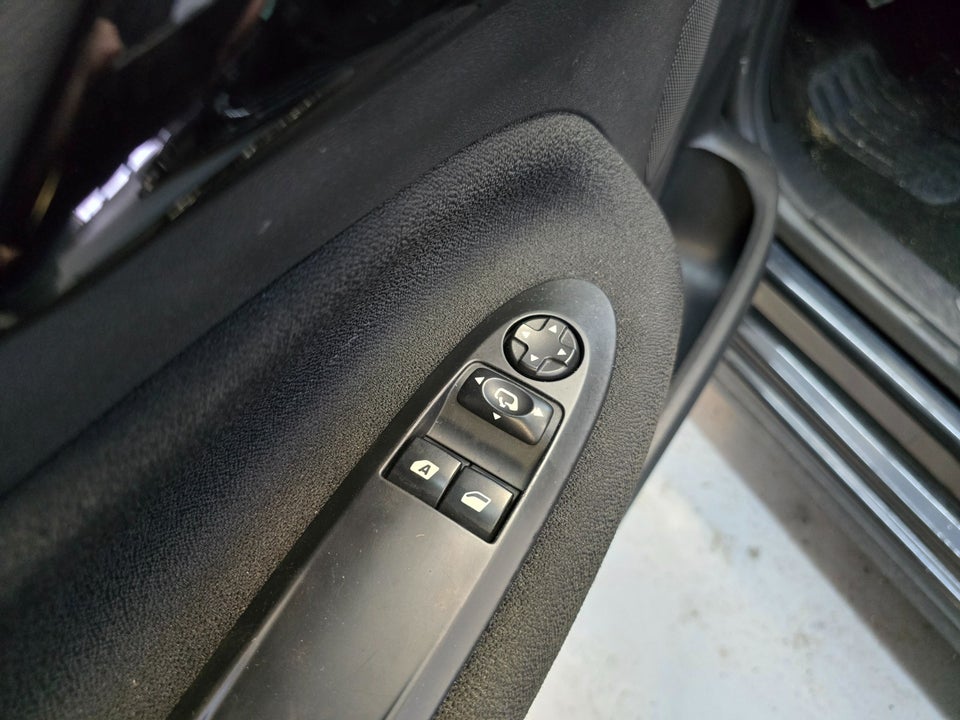 Citroën DS3 1,6 e-HDi 90 Style 3d