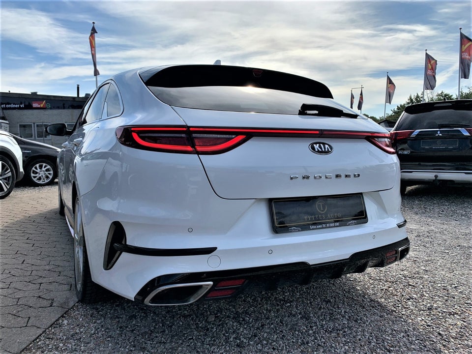 Kia ProCeed 1,6 T-GDi GT DCT 5d