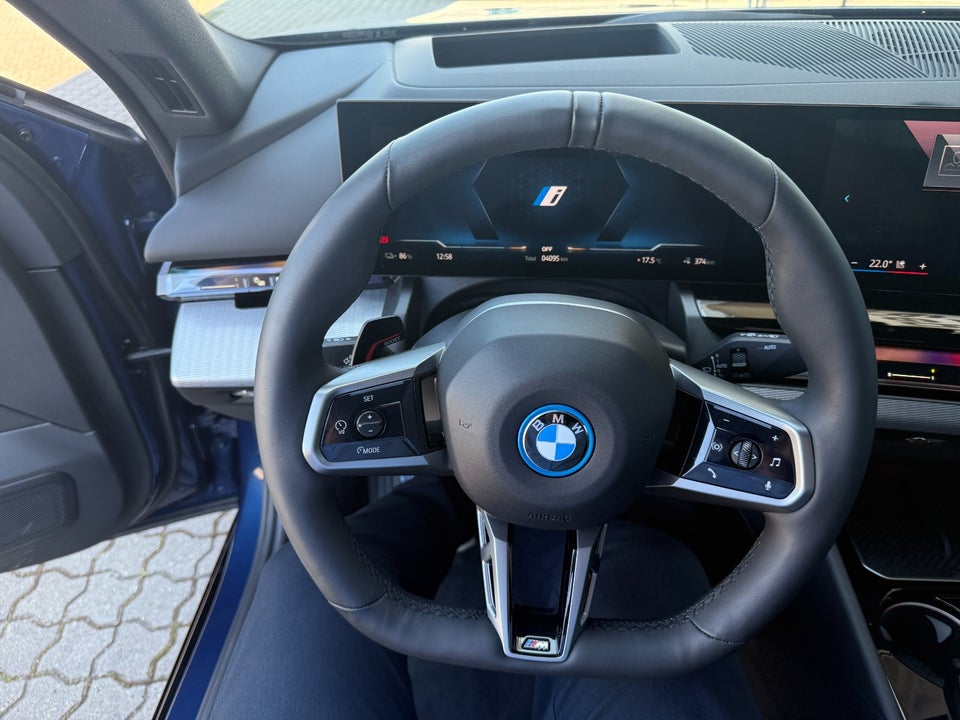 BMW i5 eDrive40 M-Sport Pro 4d