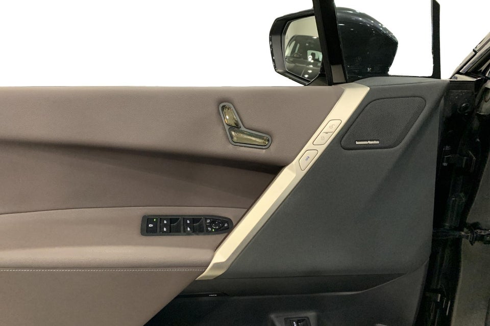 BMW iX xDrive40 Fully Charged 5d