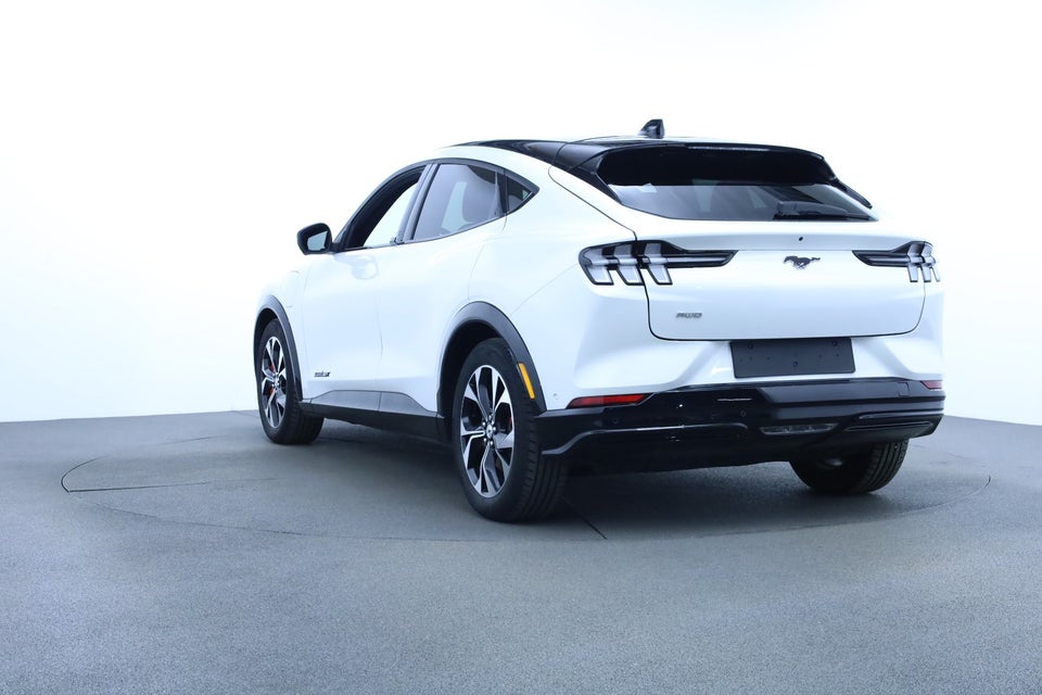 Ford Mustang Mach-E 91 Extended Range AWD 5d