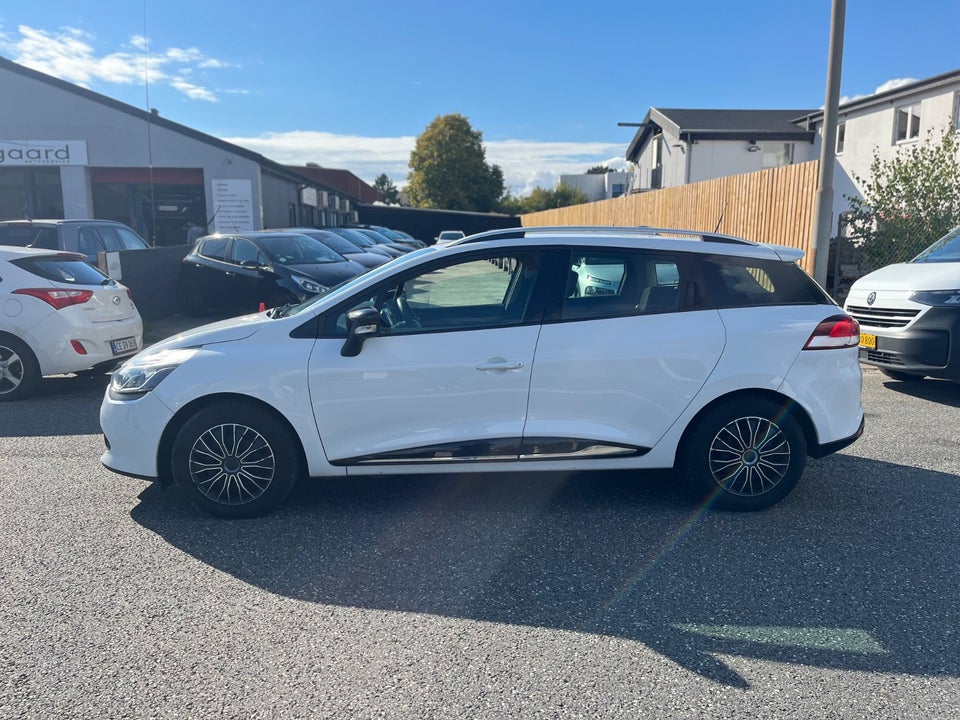 Renault Clio IV 1,5 dCi 90 Expression Sport Tourer 5d