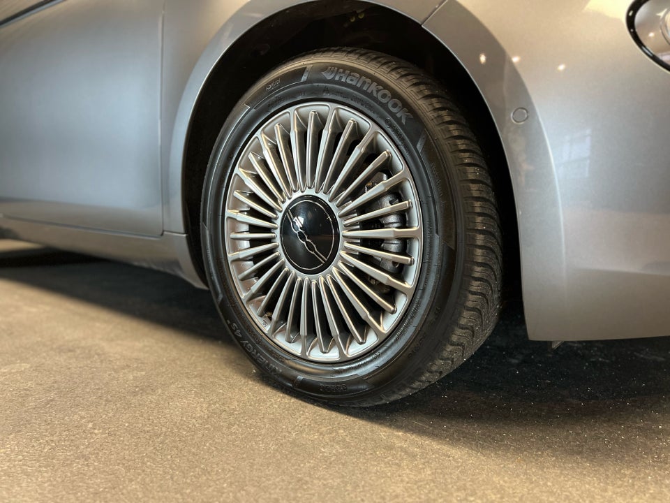 Fiat 500e 42 Icon 3d