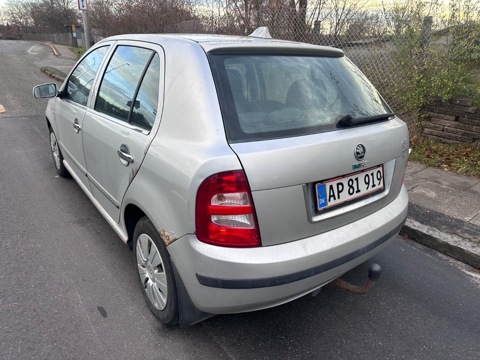 Skoda Fabia 1,4 16V 75 Ambiente 5d