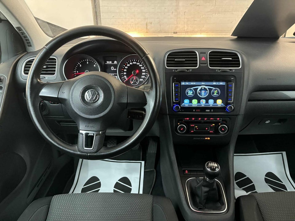 VW Golf VI 1,6 TDi 105 BlueMotion 5d