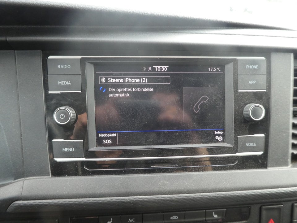 VW Transporter 2,0 TDi 110 Kassevogn lang