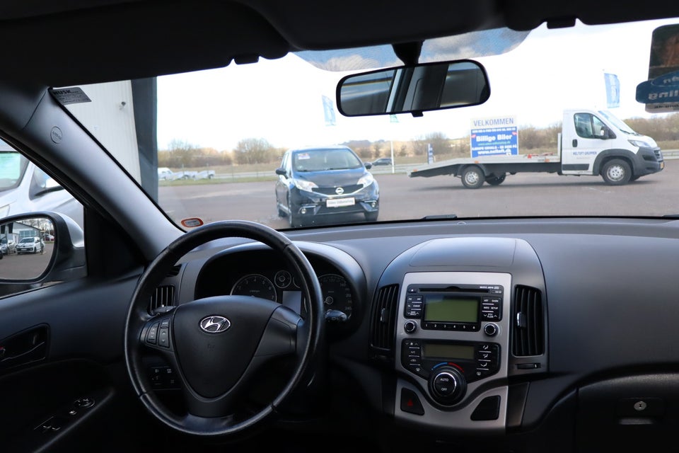 Hyundai i30 1,6 CVVT Comfort 5d