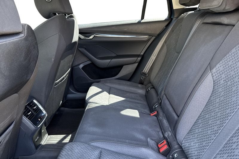 Skoda Octavia 2,0 TDi 150 Style First Edition Combi DSG 5d