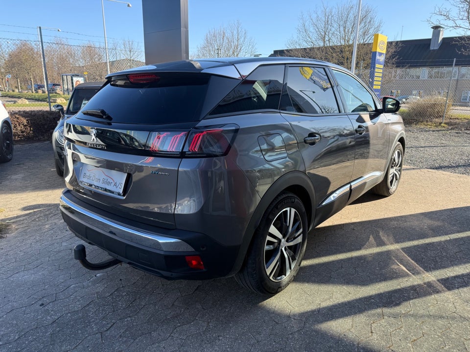 Peugeot 3008 1,6 Hybrid Allure Pack EAT8 5d
