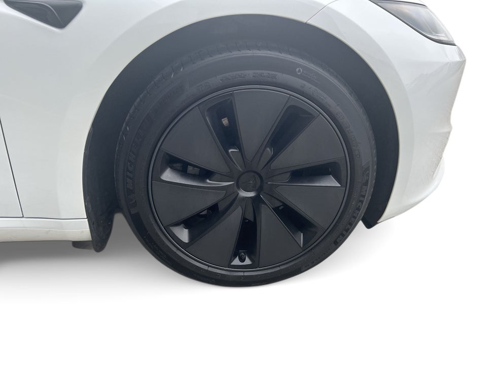 Tesla Model 3 Long Range AWD 4d