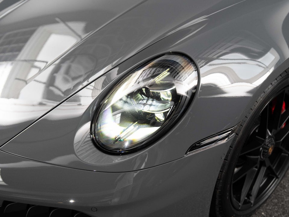 Porsche 911 Carrera 4 GTS 3,6 Cabriolet PDK 2d