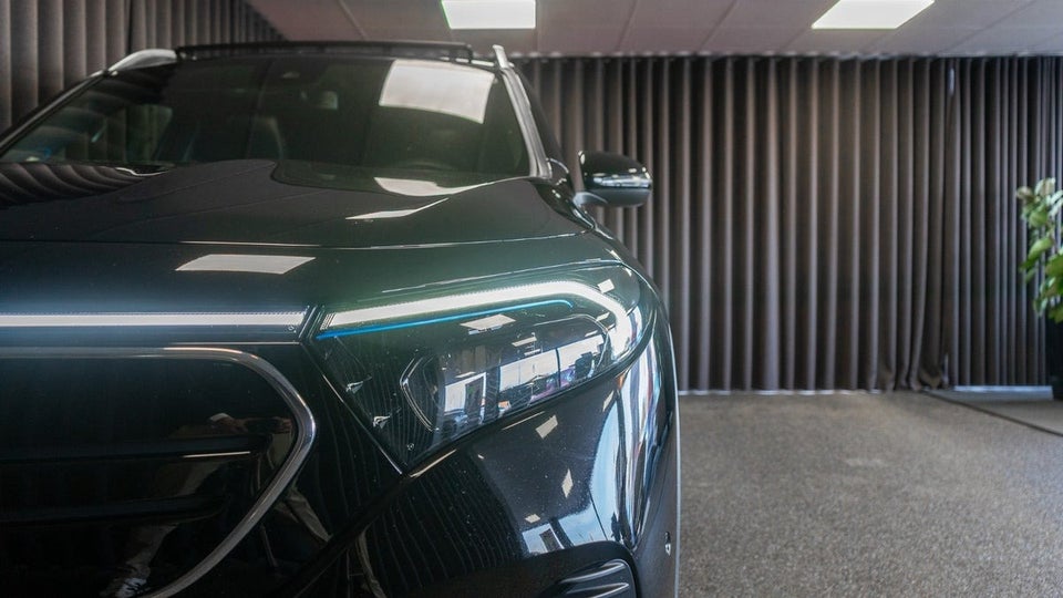 Mercedes EQB300 Progressive 4Matic 5d