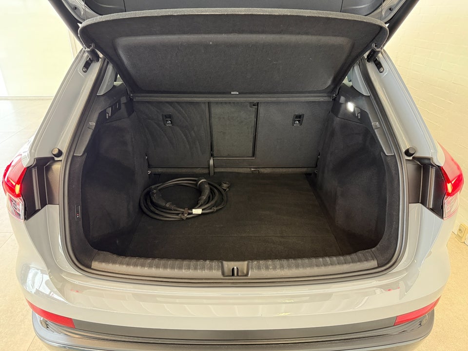 Audi Q4 e-tron 40  5d