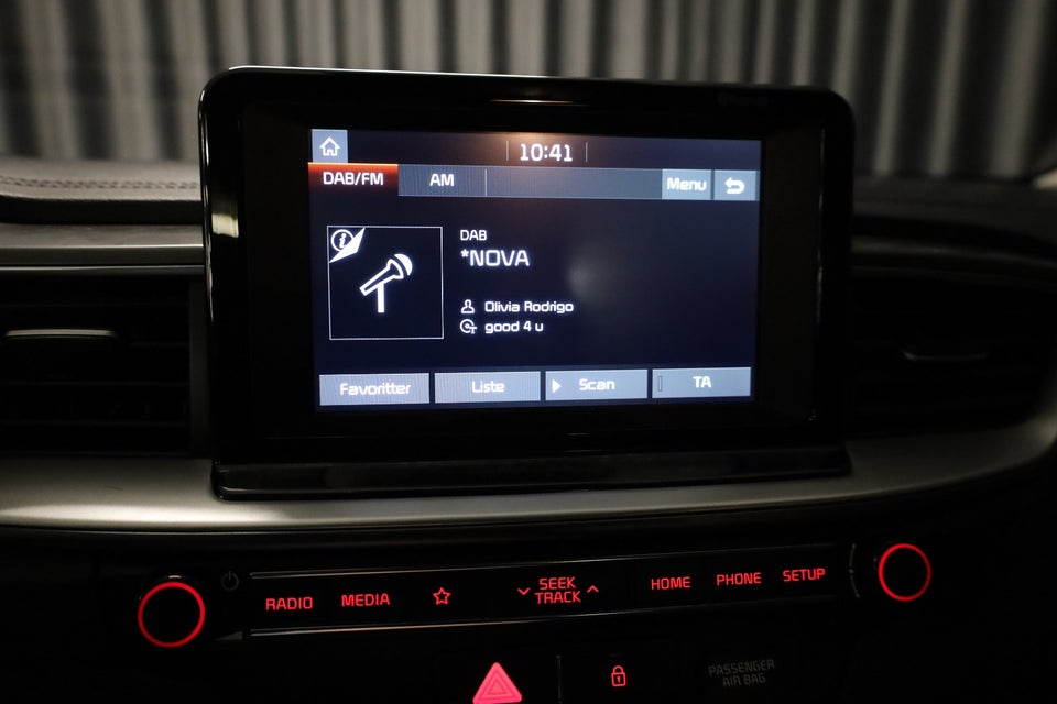 Kia Ceed 1,0 T-GDi Attraction 5d