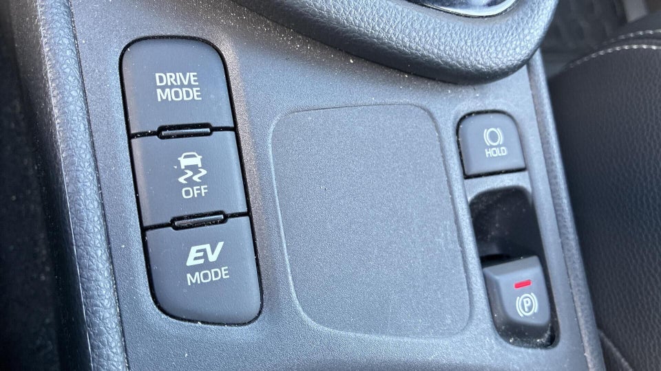 Toyota Yaris 1,5 Hybrid Style e-CVT 5d