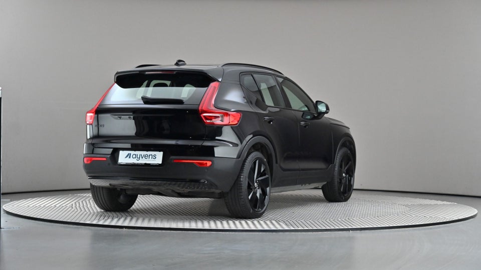 Volvo EX40 Twin Black Edition 5d
