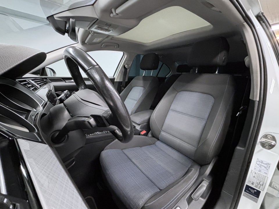 VW Passat 1,4 GTE DSG 4d