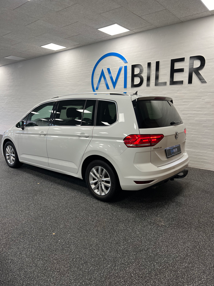 VW Touran 2,0 TDi 150 Highline DSG 7prs 5d