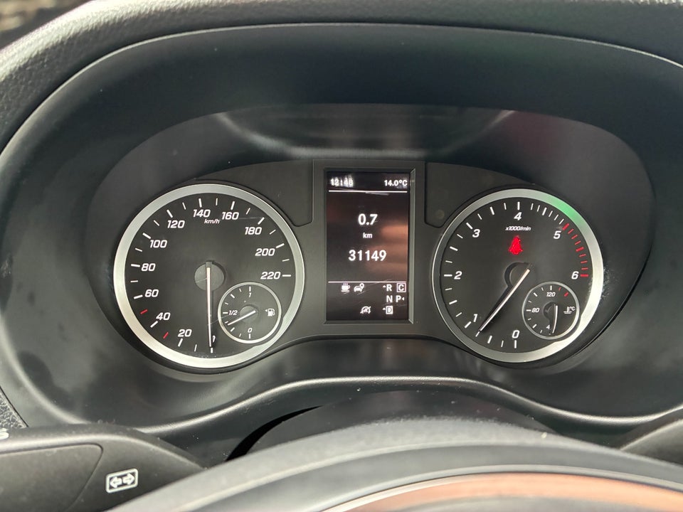 Mercedes Vito 114 2,0 CDi Kassevogn aut. L RWD