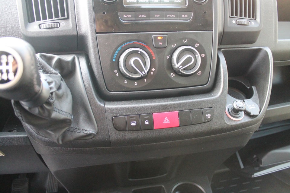 Peugeot Boxer 335 2,0 BlueHDi 163 L3H2