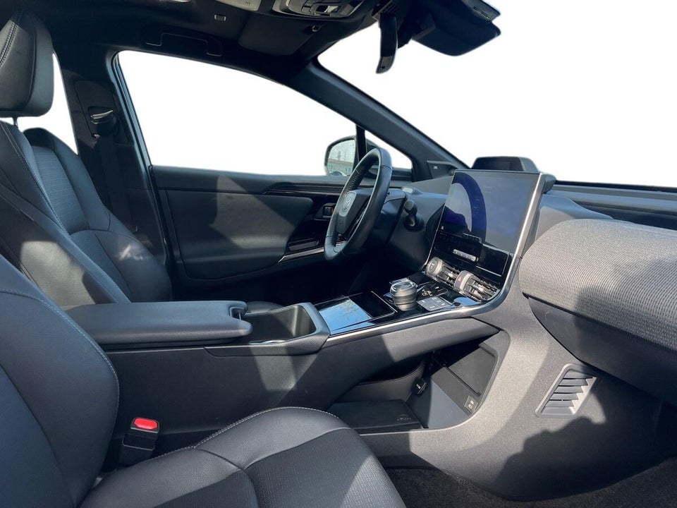 Toyota bZ4X Executive 5d