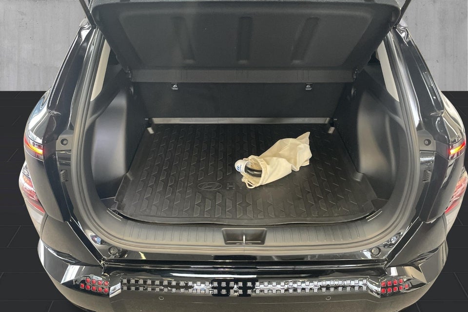 Hyundai Kona 48 EV Essential 5d