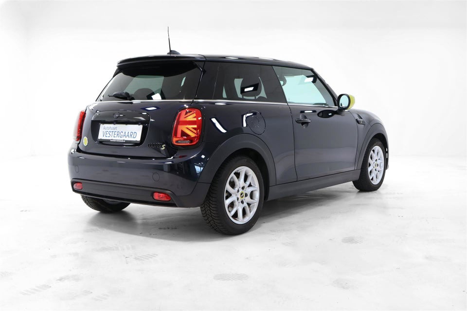 MINI Cooper SE Classic Trim 3d