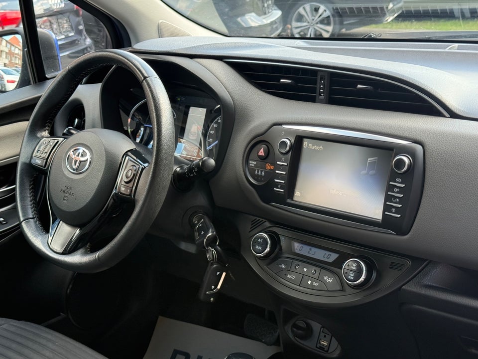 Toyota Yaris 1,5 Hybrid H3 Selected e-CVT 5d