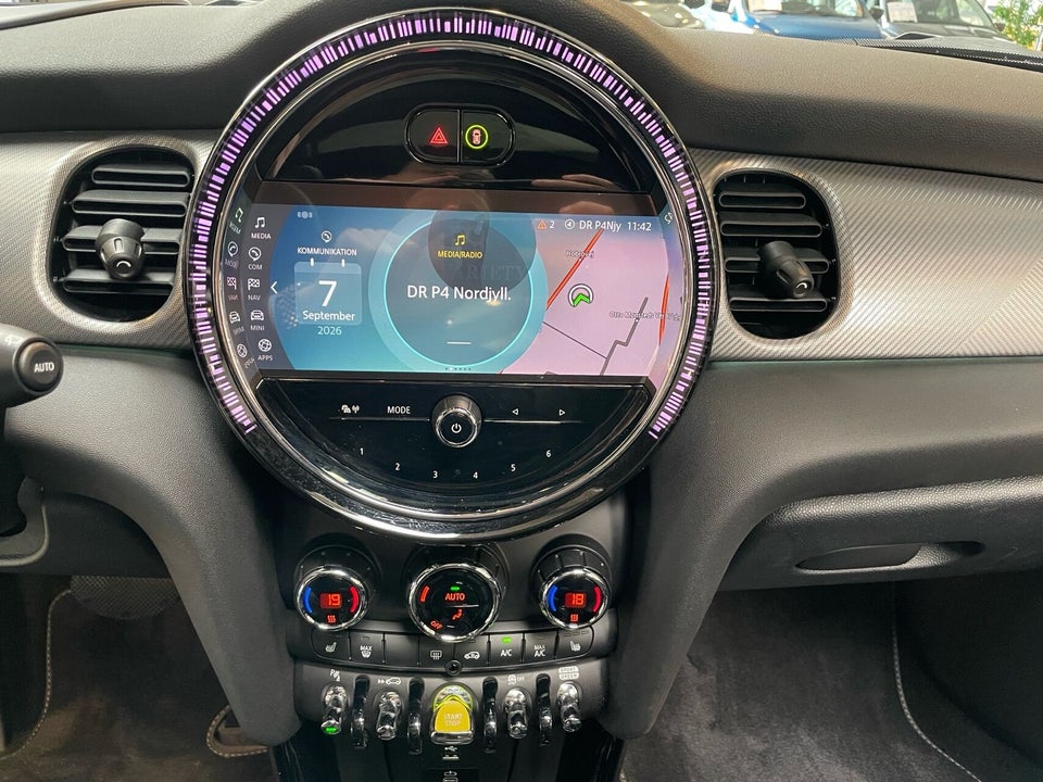 MINI Cooper SE Yours Trim 3d