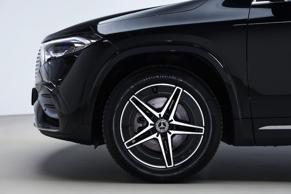 Mercedes EQA350 AMG Line Premium 4Matic 5d