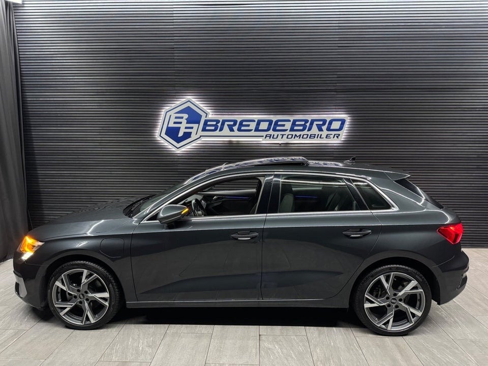 Audi A3 40 TFSi e Prestige Sportback S-tr. 5d